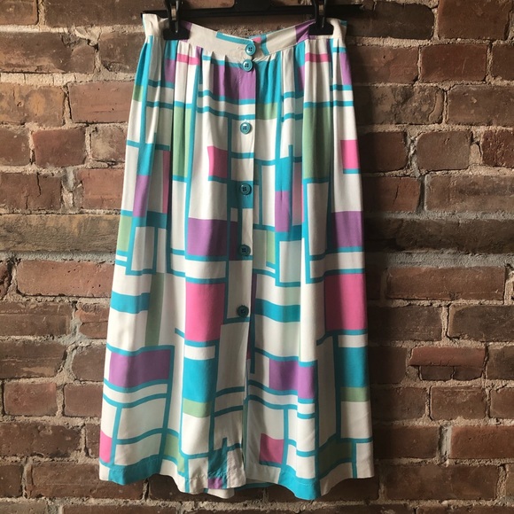 1980s Vintage White Cotton Geometric Pleated Skirt